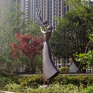 玻璃鋼雕塑有什么優(yōu)點(diǎn)？